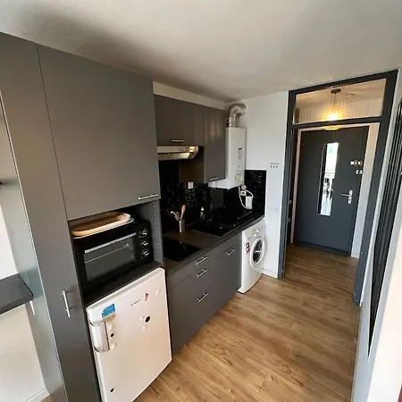 Appartement A Deux Pas De La Mer Canet-en-Roussillon Exterior photo