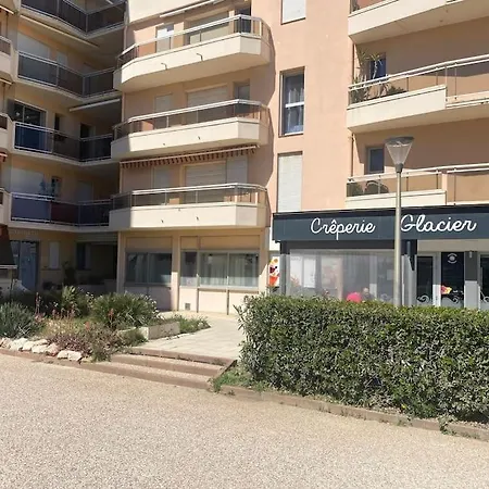 Appartement A Deux Pas De La Mer Canet-en-Roussillon Exterior photo